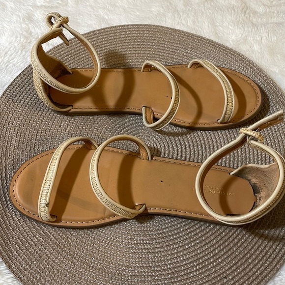 American Eagle Sandals - Picture 1 of 8